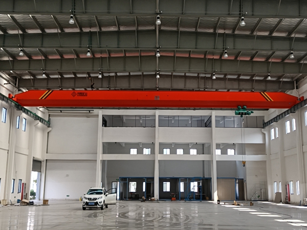 門式起重機日常操作行為規(guī)范 門式起重機日常操作行為規(guī)范